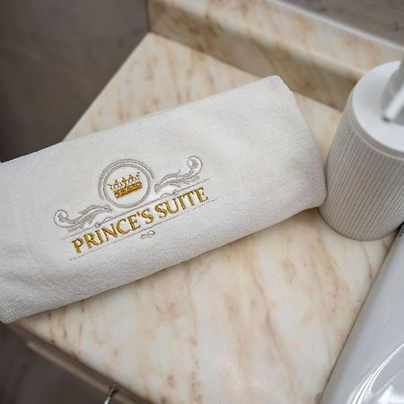 Prince'S Suite - Budget Rooms & Apt Piazza Del Popolo ローマ エクステリア 写真