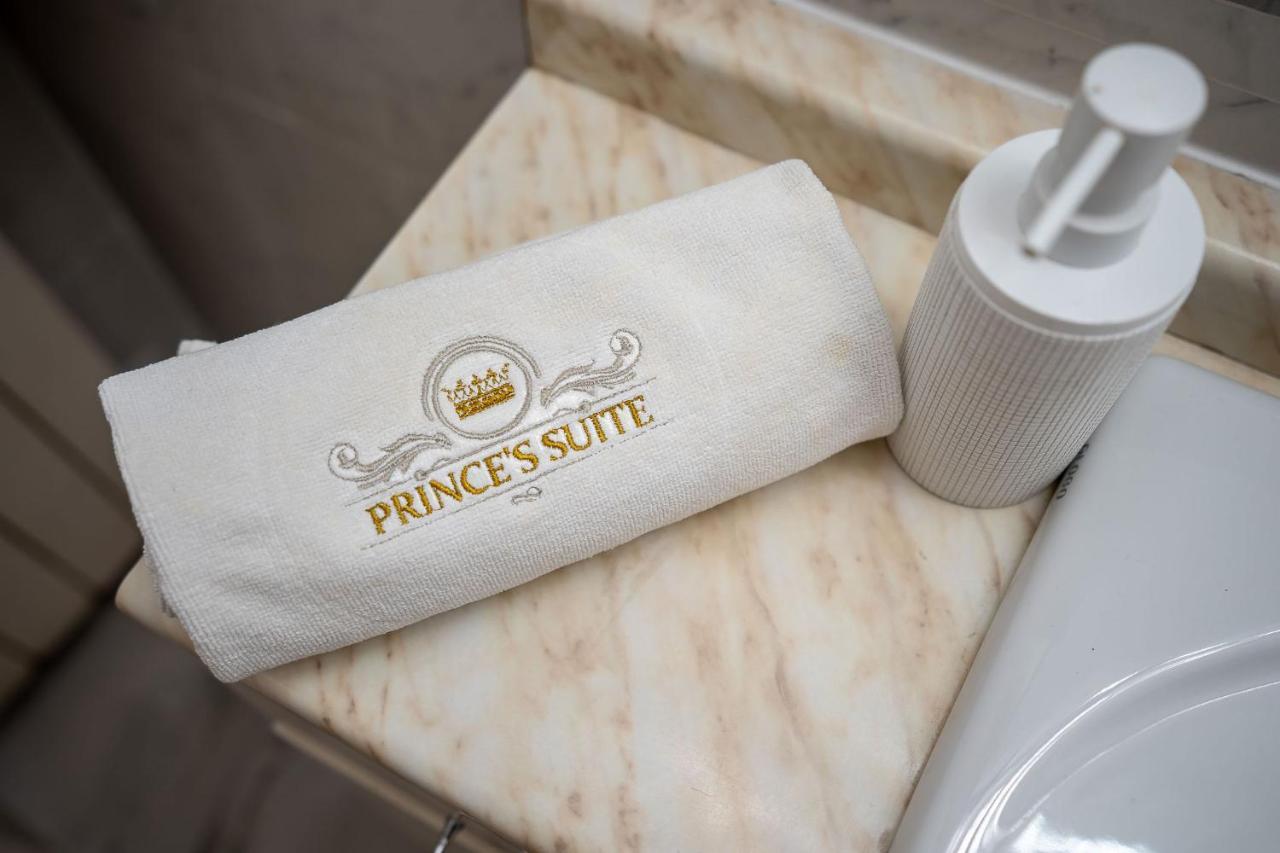 Prince'S Suite - Budget Rooms & Apt Piazza Del Popolo ローマ エクステリア 写真