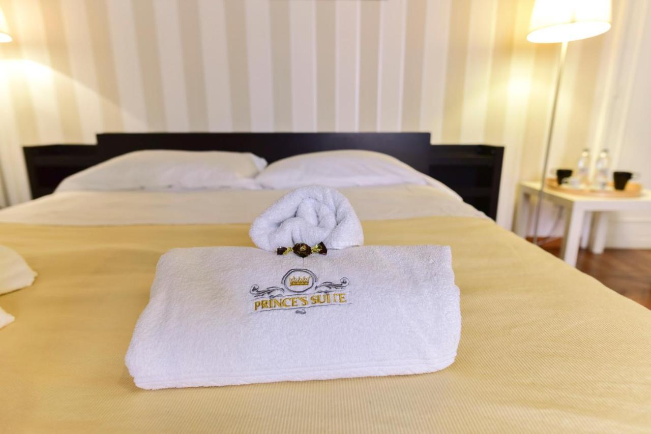 Prince'S Suite - Budget Rooms & Apt Piazza Del Popolo ローマ エクステリア 写真