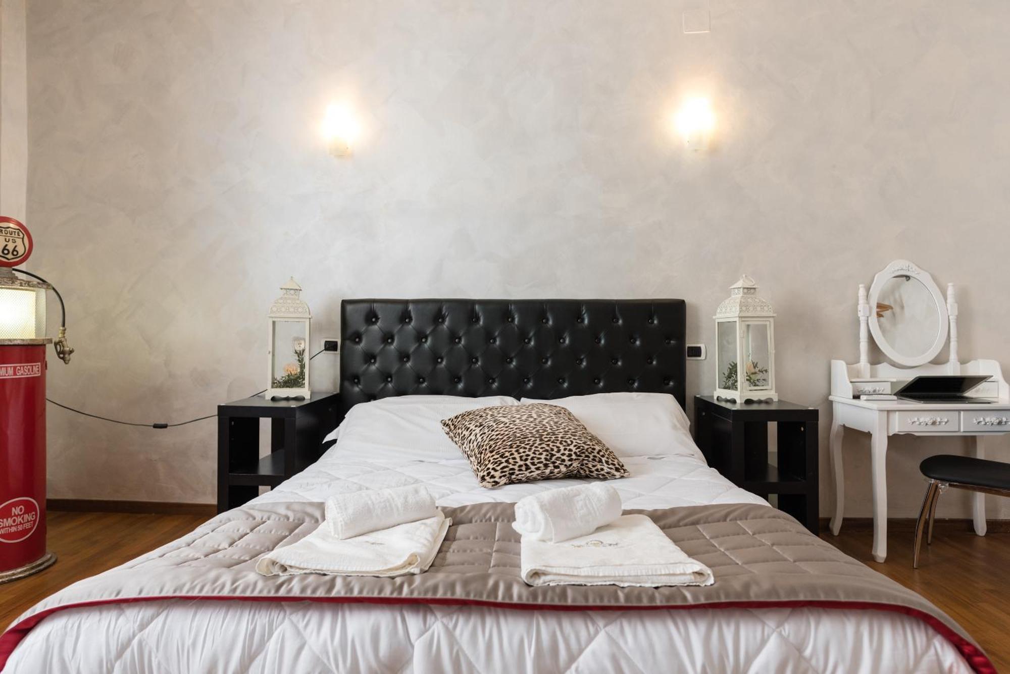 Prince'S Suite - Budget Rooms & Apt Piazza Del Popolo ローマ エクステリア 写真
